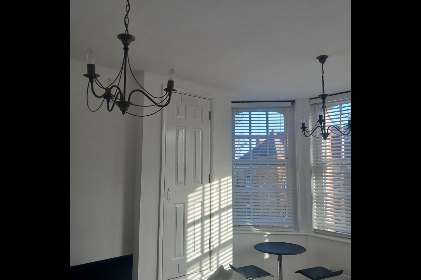 Flat Sherbrook Gardens in Greater London