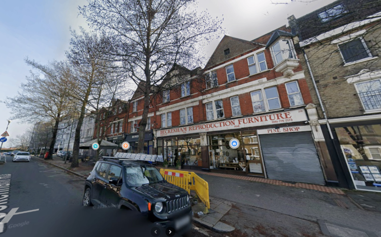 Flat Beckenham Road in Greater London