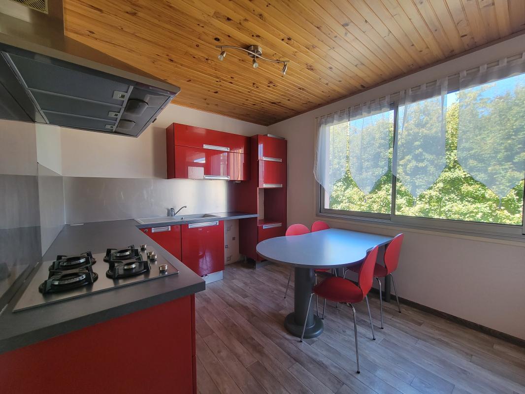Flat Rue des Cerisiers in Le Puy-en-Velay