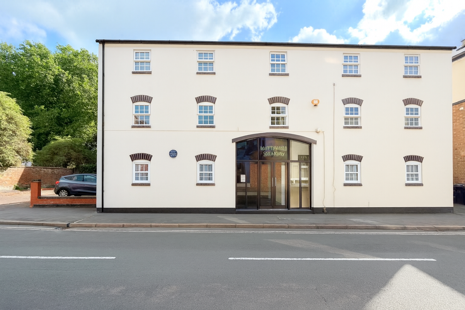 Flat New Street in Royal Leamington Spa