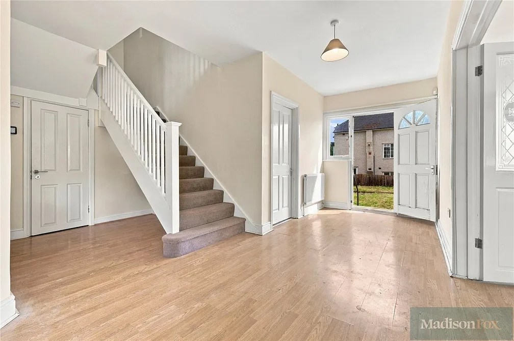 House Rokeby Gardens in Greater London