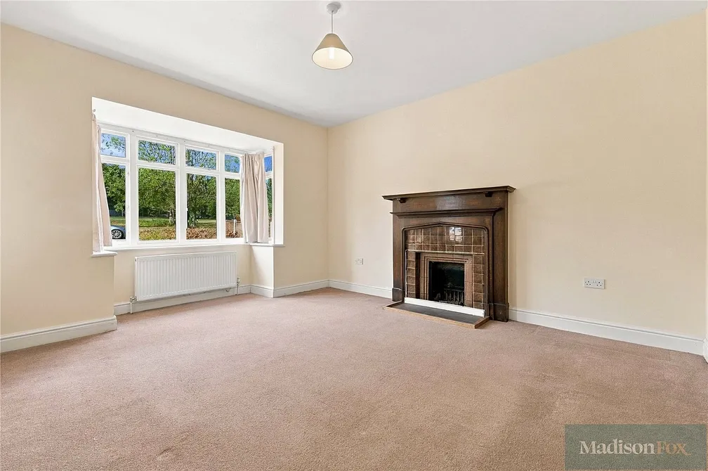 House Rokeby Gardens in Greater London
