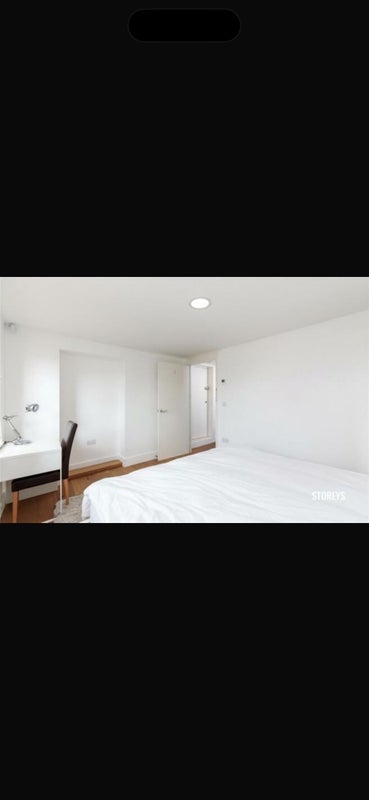 Room Kingsland Road in Greater London