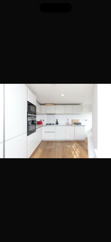 Room Kingsland Road in Greater London