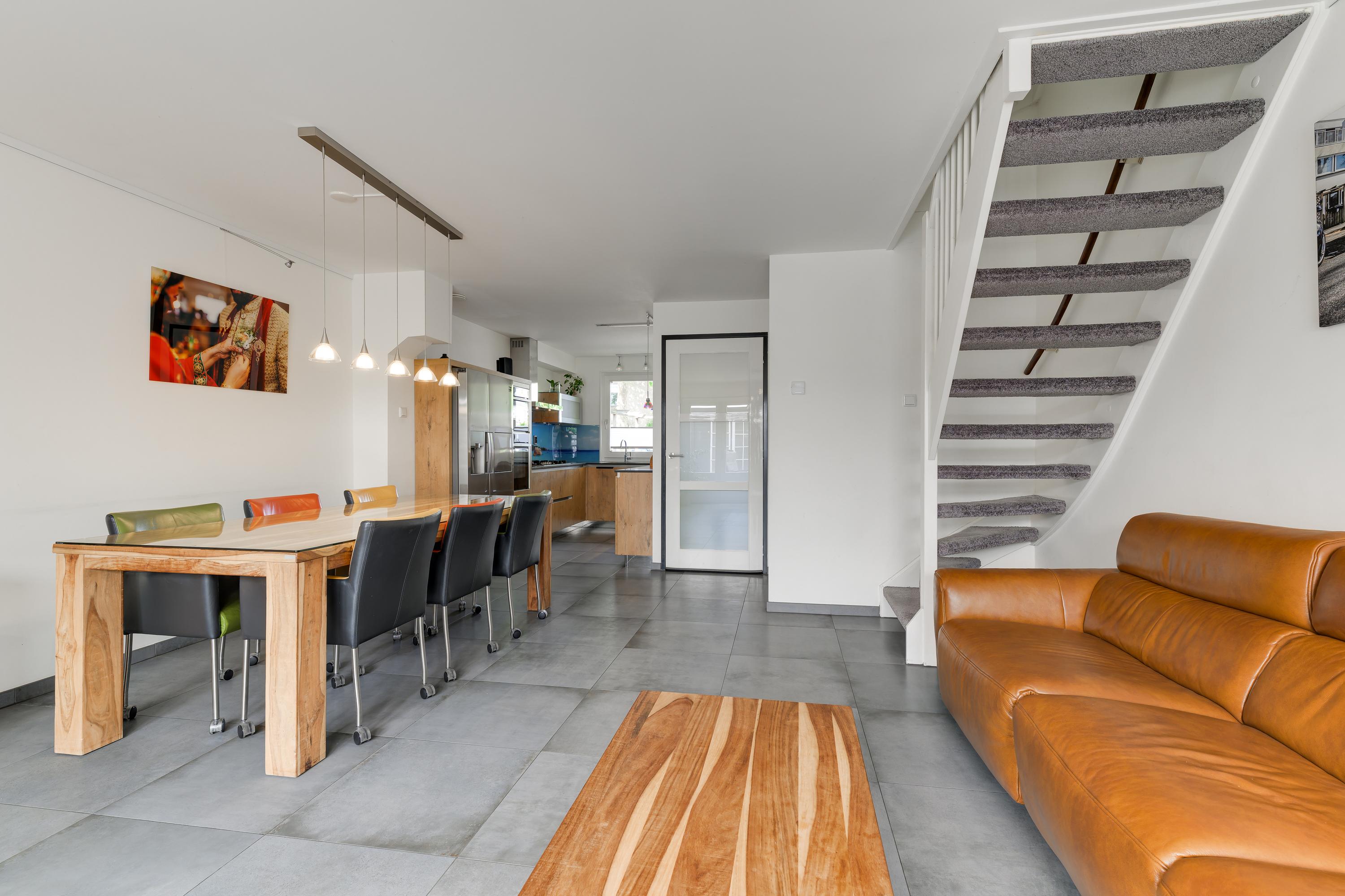 Tussenwoning te koop: Geel-groenlaan 96, Zoetermeer