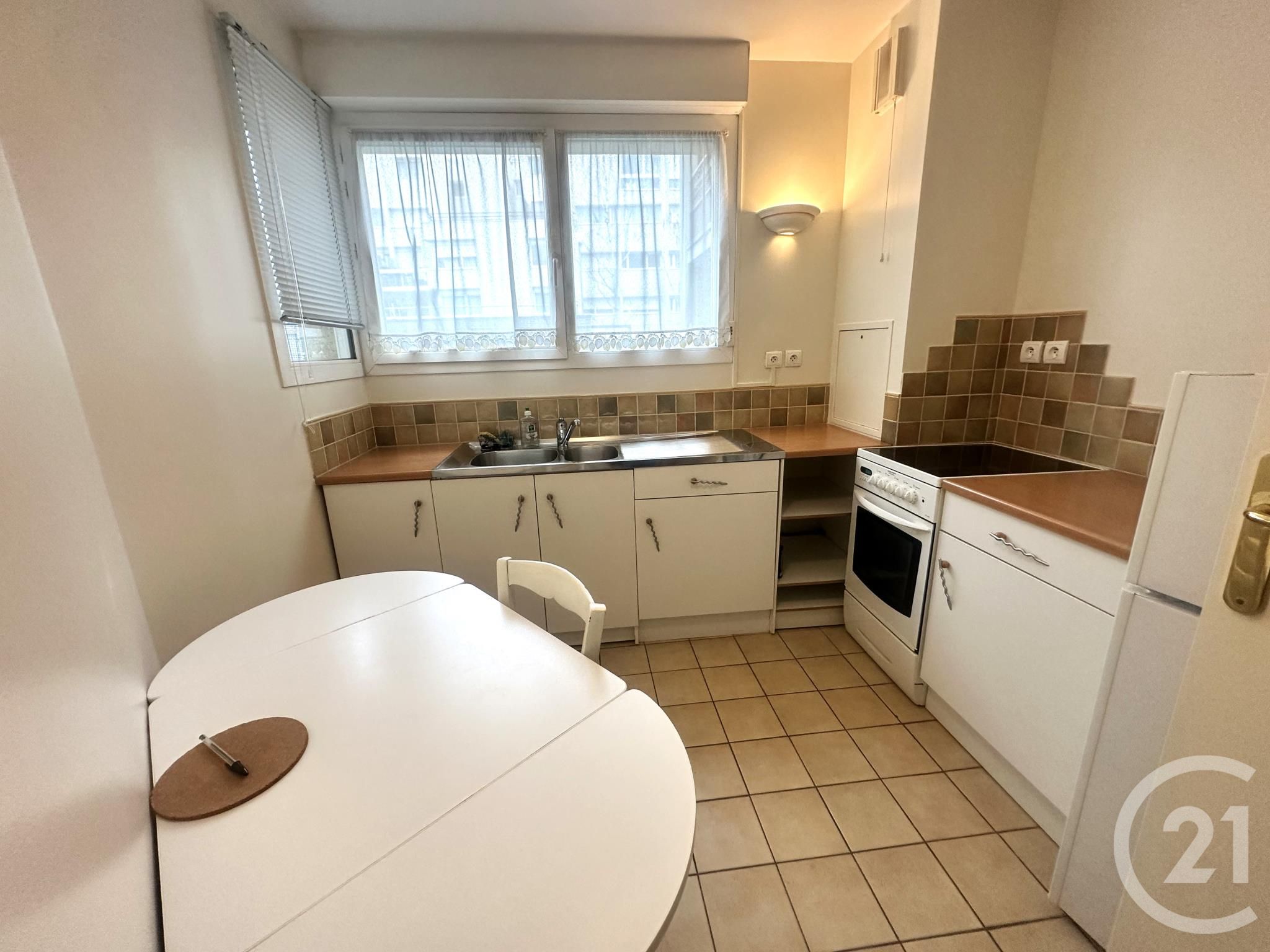 Appartement Rue des Terres au Curé à Paris