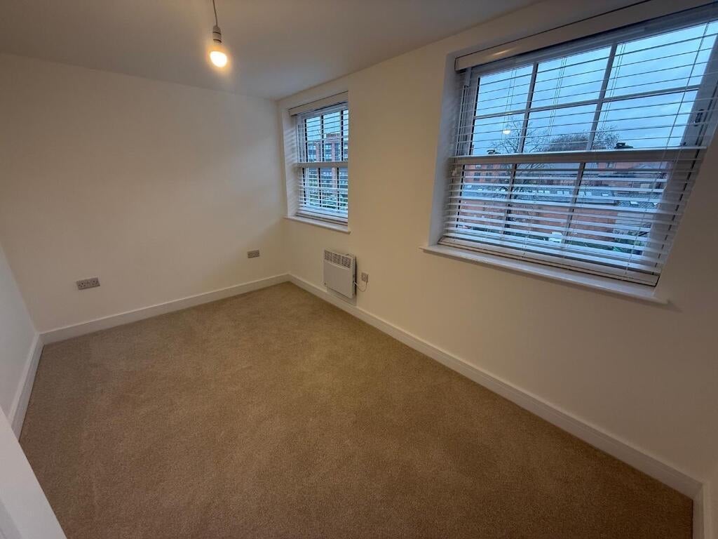 Flat Curzon Street in Derby