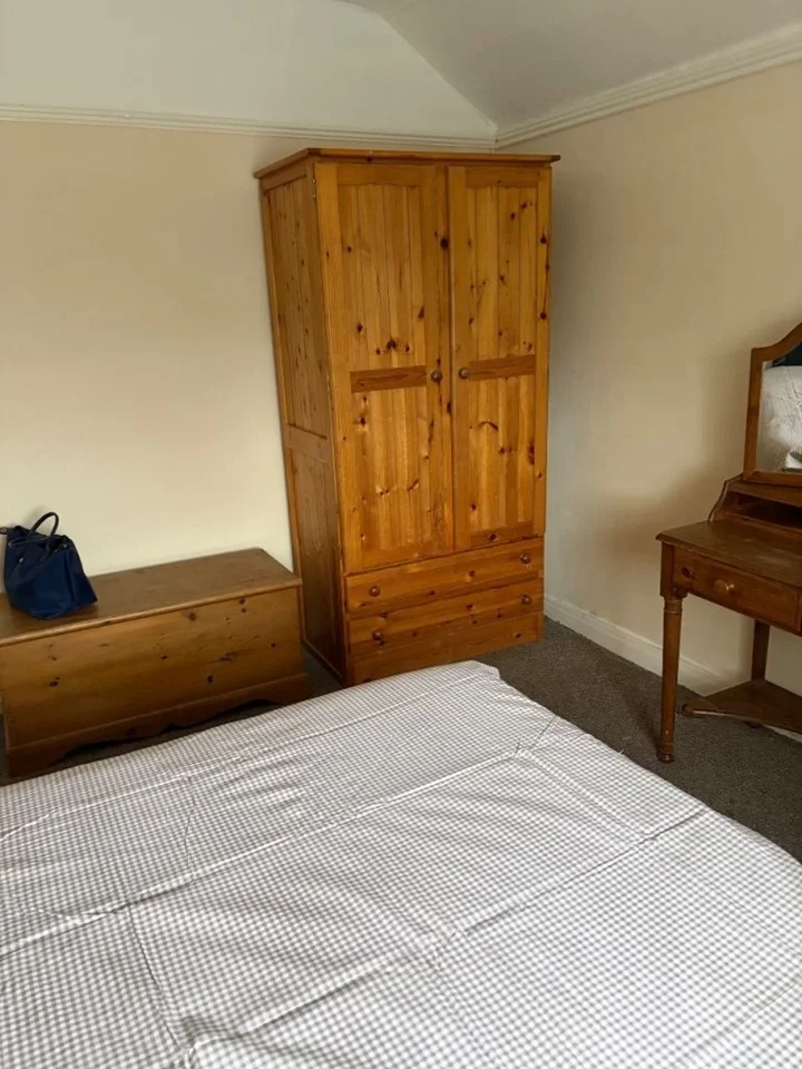 Room Birkbeck Avenue in Greater London