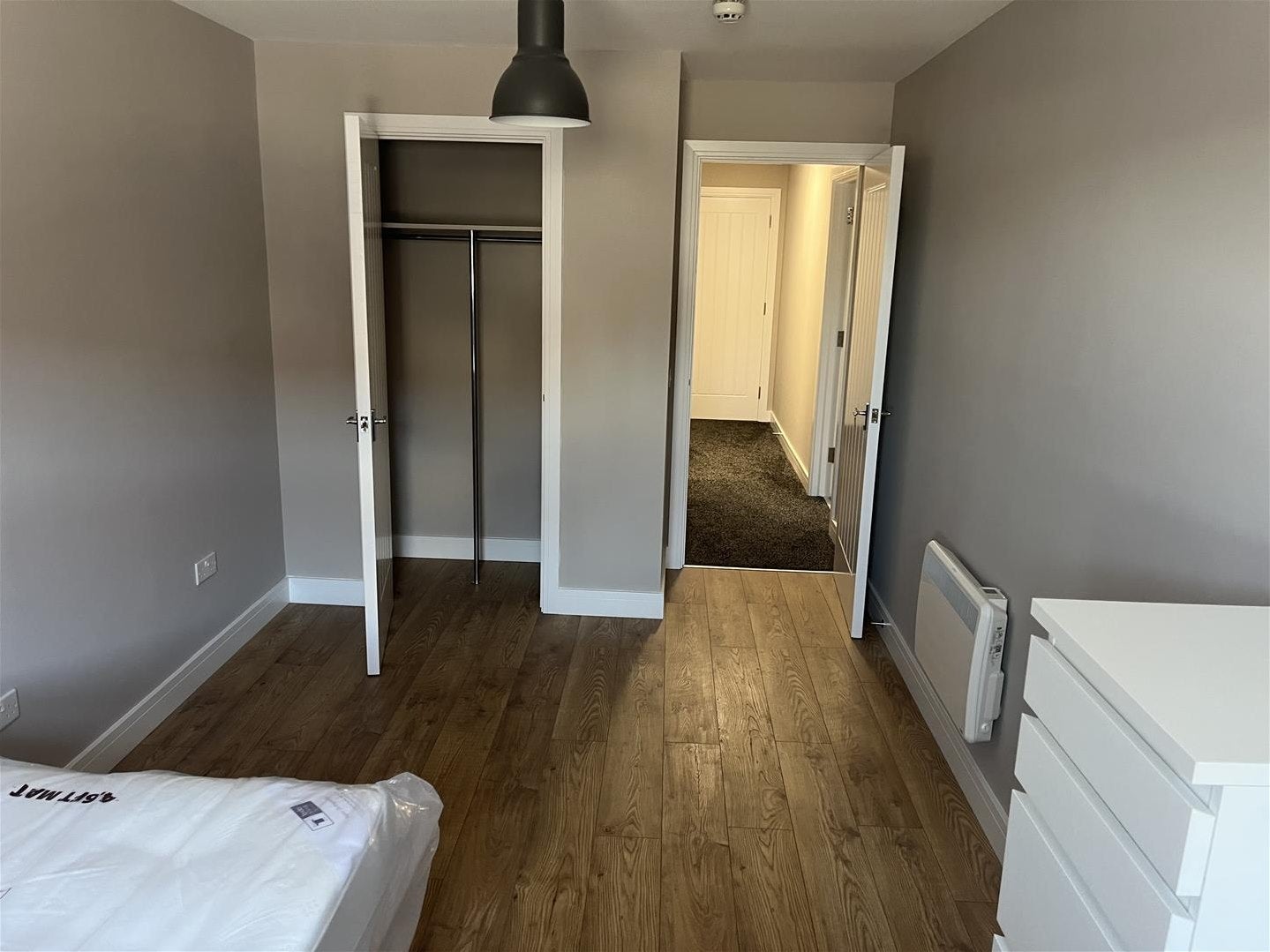 Flat Gloucester Road in Bristol