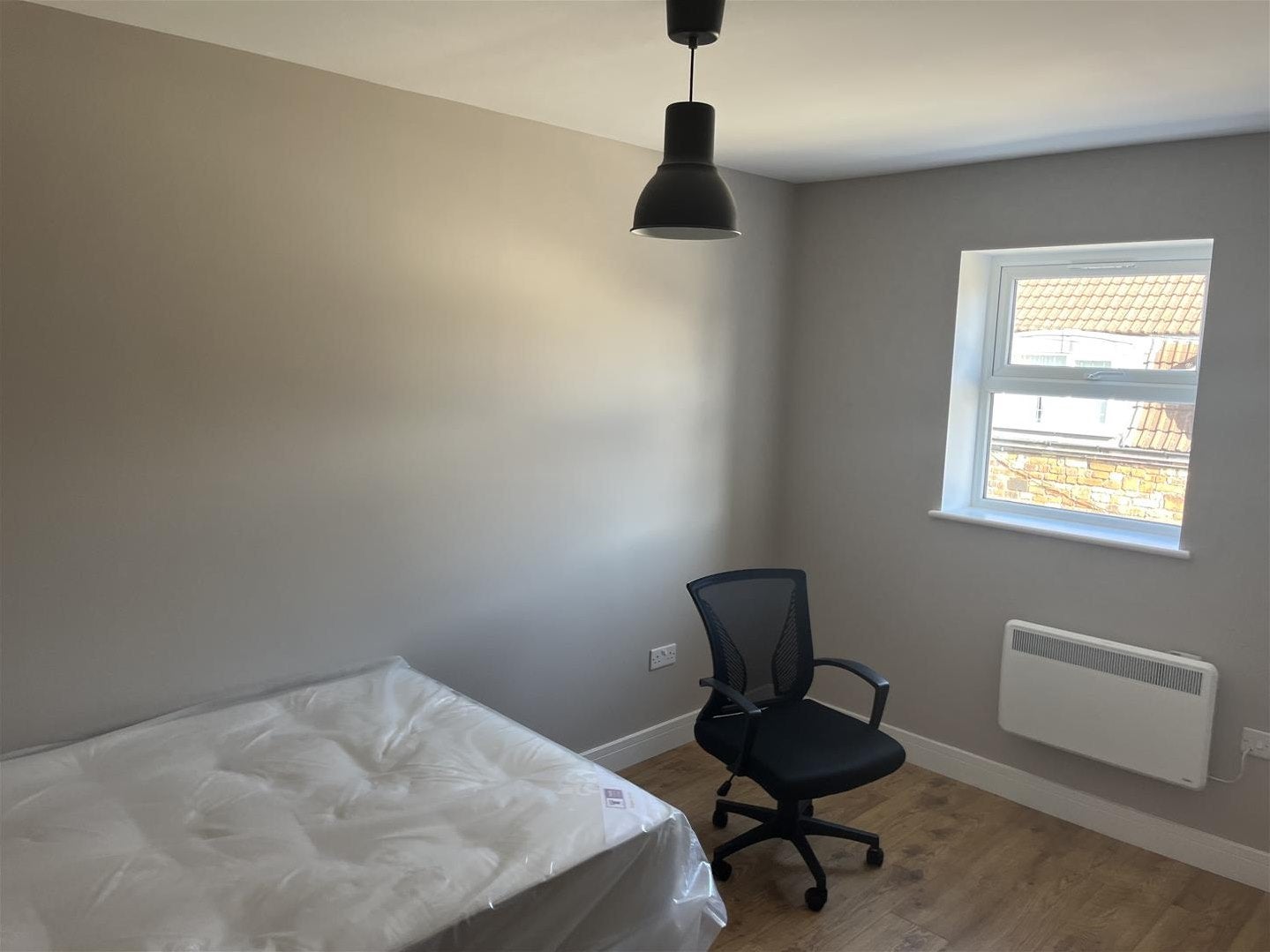 Flat Gloucester Road in Bristol