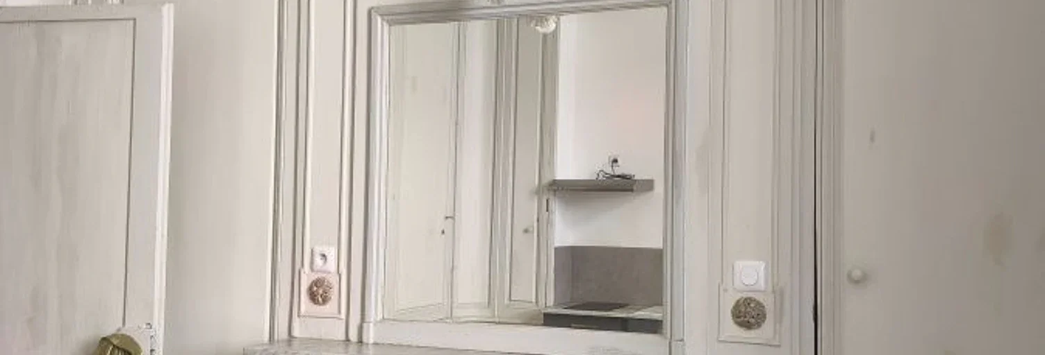 Appartement Rue du Chapitre à Nîmes