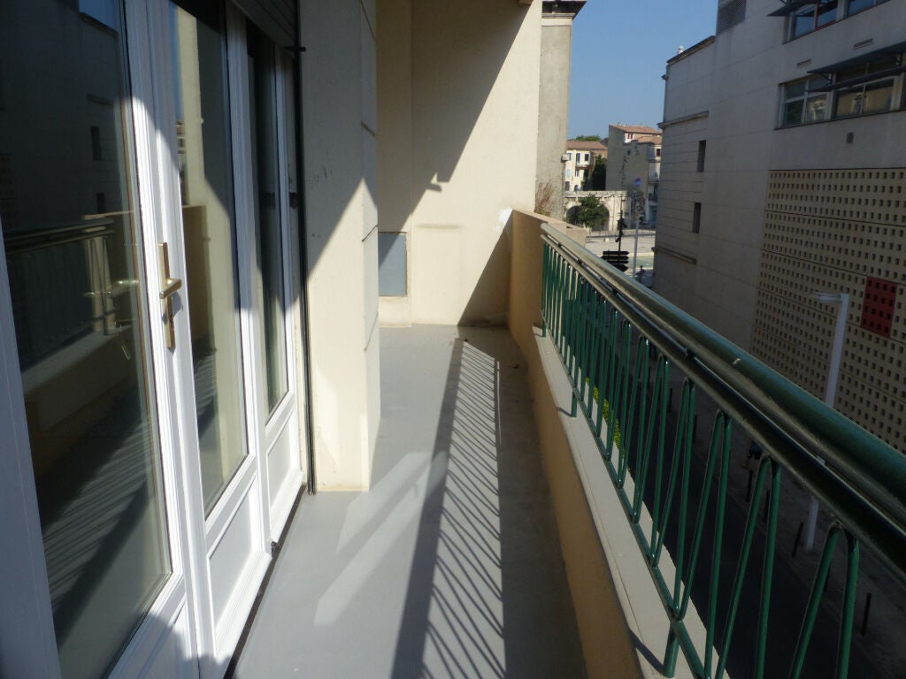 Flat Place Jean Robert in Nîmes