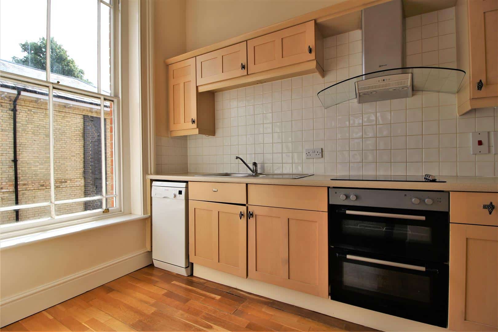 Flat Cliftonville in Northampton