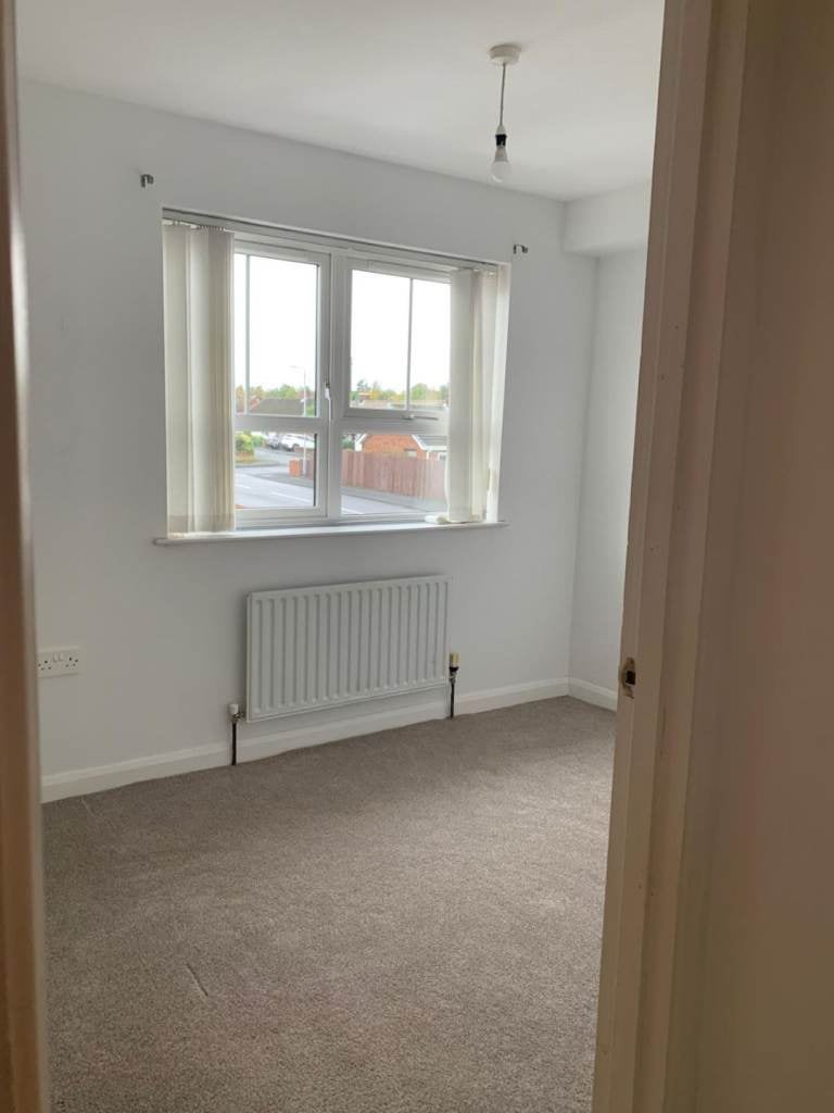 Flat Regency Hall in Lisburn