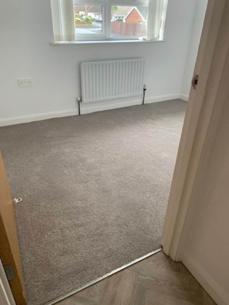 Flat Regency Hall in Lisburn