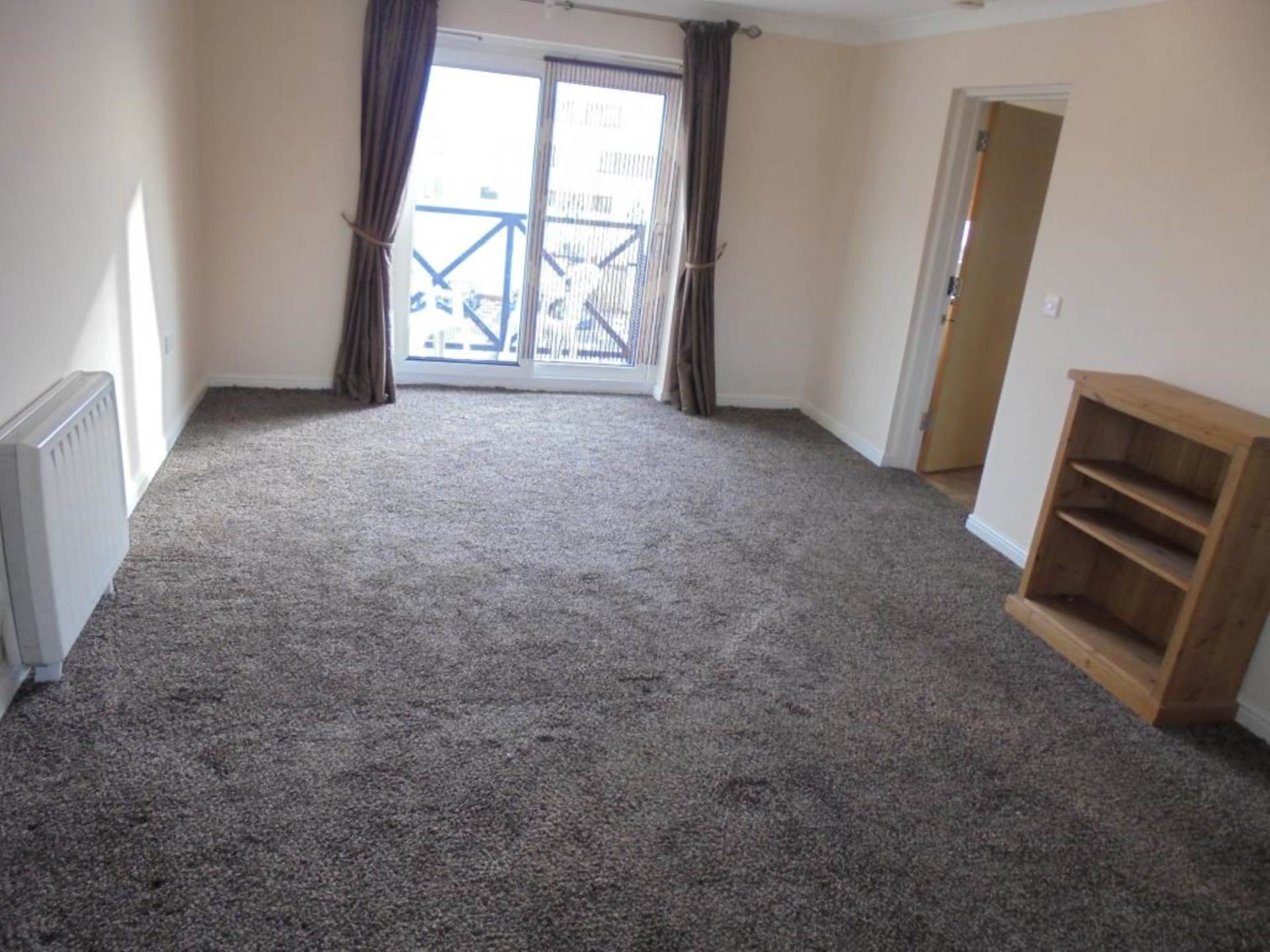 Flat Retort Close in Southend-on-Sea