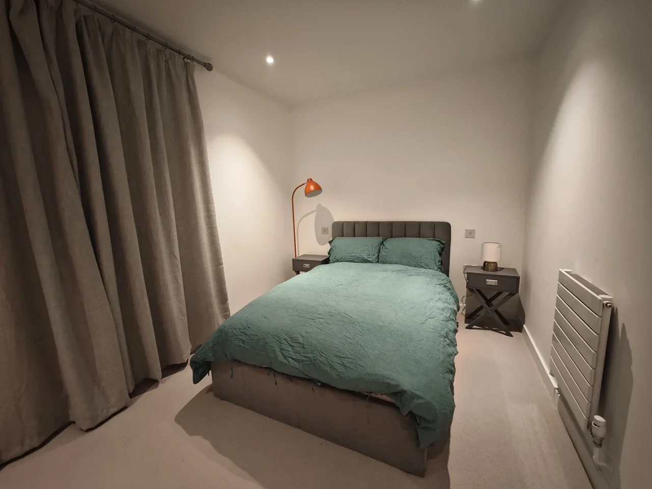 Room Felix Road in Greater London