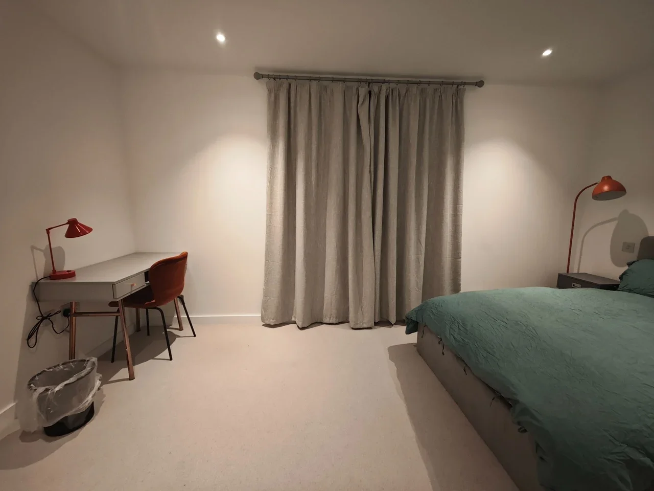 Room Felix Road in Greater London