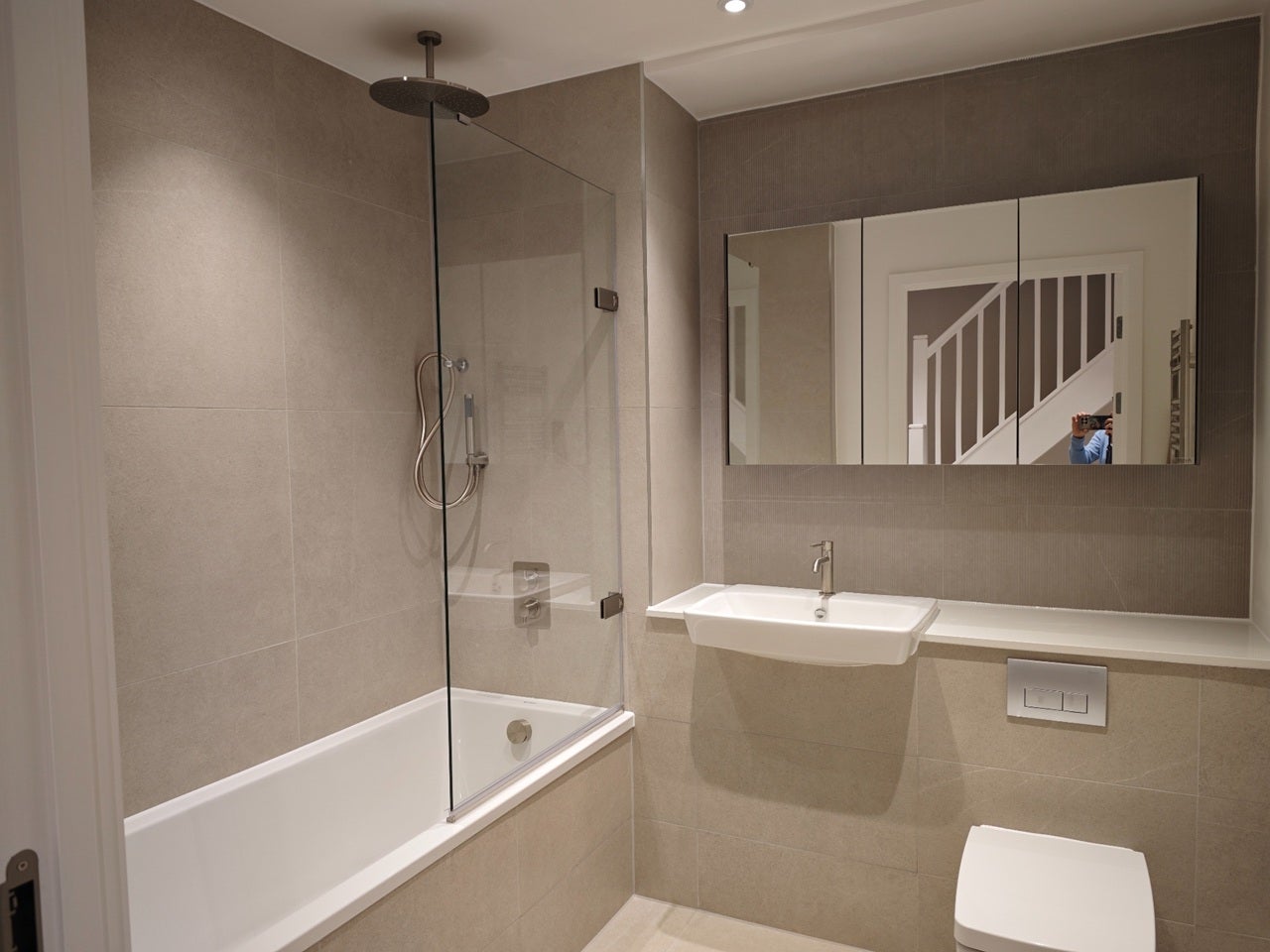 Room Felix Road in Greater London