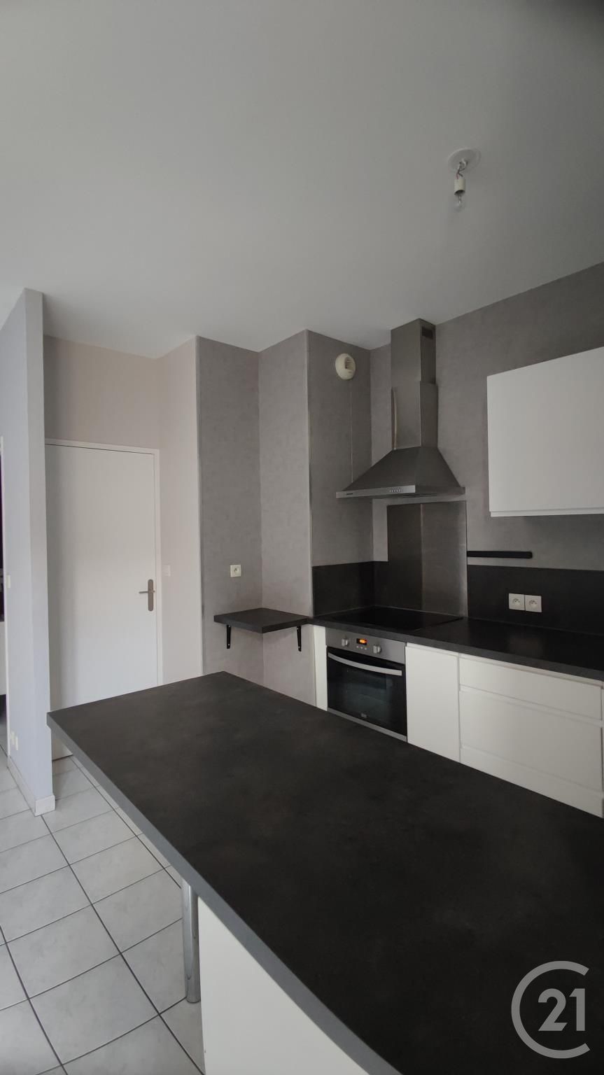 Appartement Place Des Deportes à Combourg