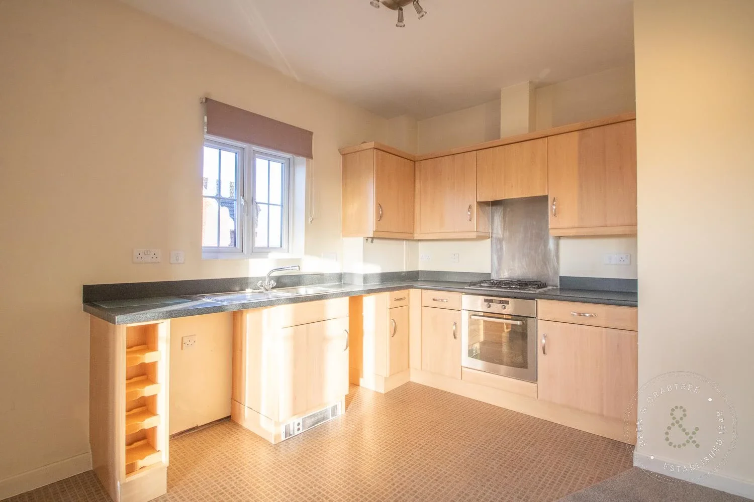 Flat Tasker Square in Cardiff