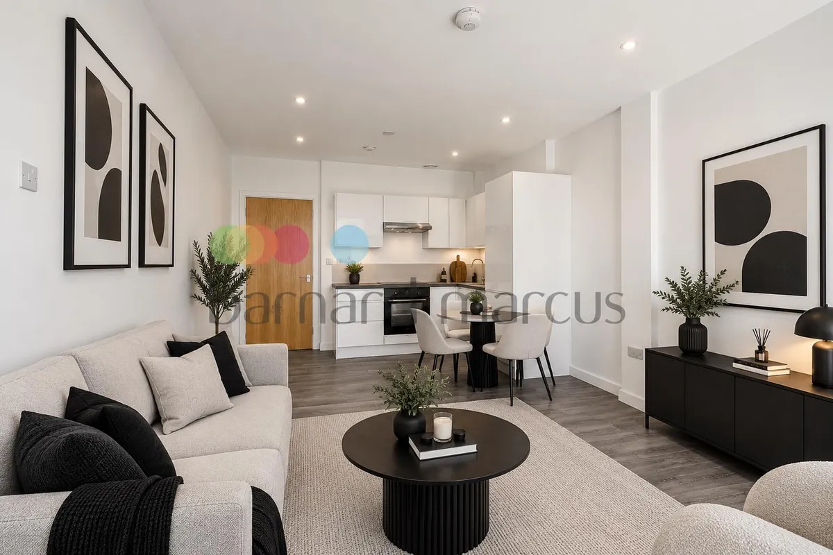 Flat Purley Way in Greater London