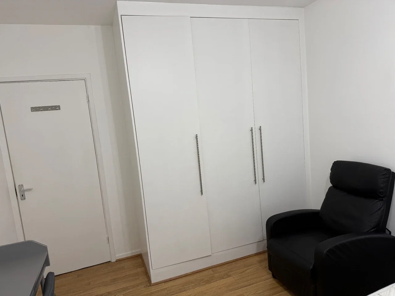 Room Atney Road in Greater London