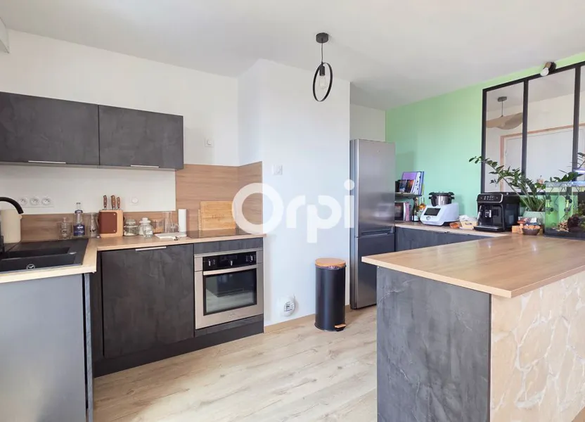 Appartement Rue Jules Romains à Meyzieu