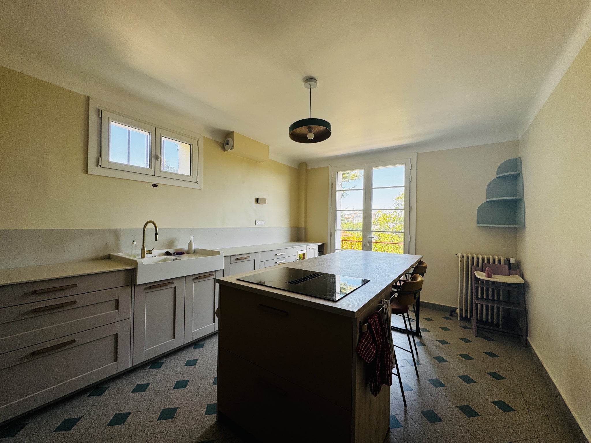 House Rue Jean Perrin in Poitiers