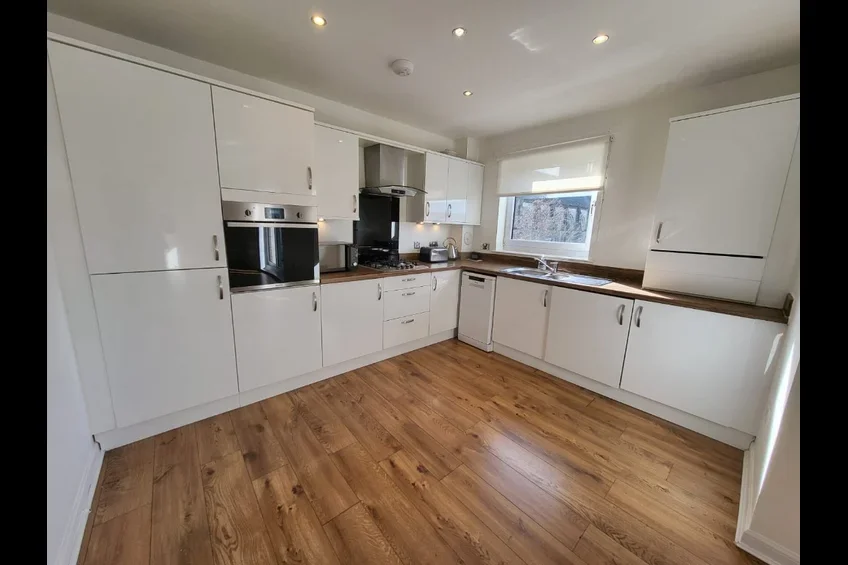 Flat Abbey Place in Paisley