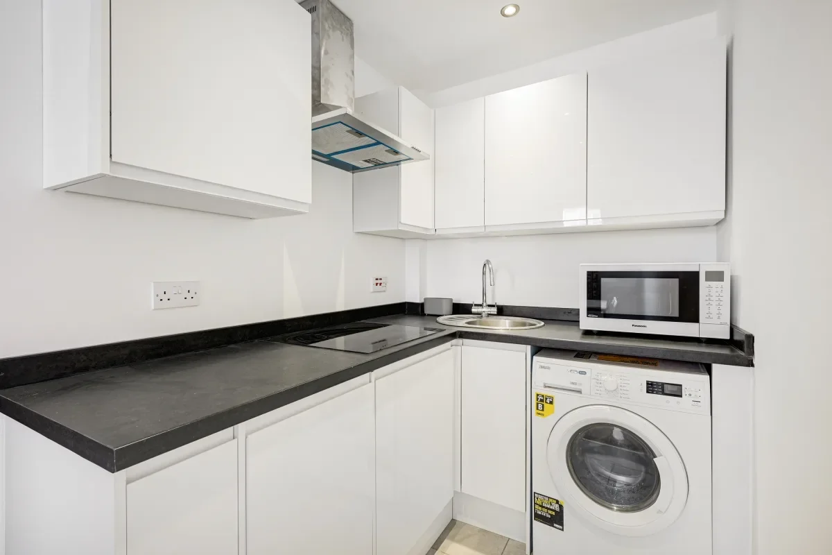 Flat Egerton Crescent in Greater London