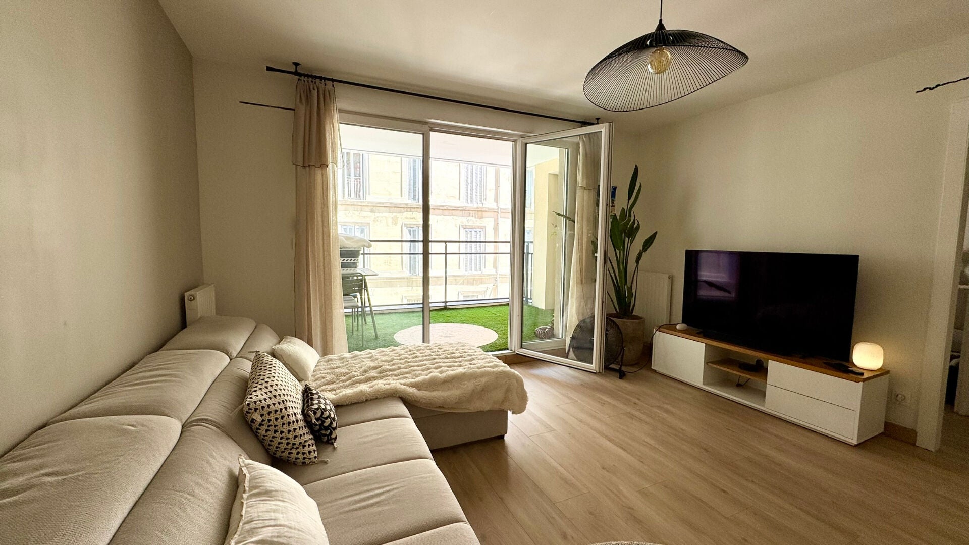 Appartement Rue Charras à Marseille