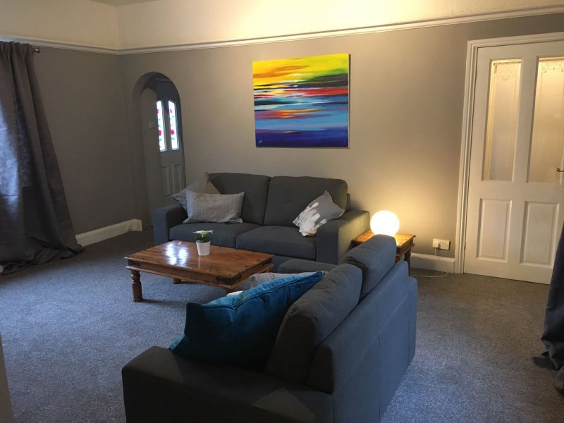 Room Dib Lane in Leeds