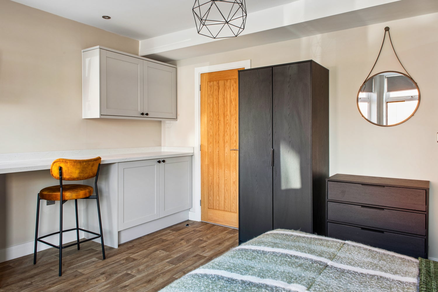 Room Hemlock Avenue in Nottingham