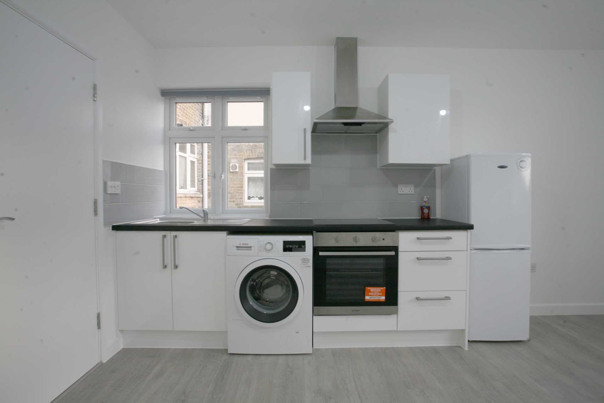 Flat Cranbrook Road in Greater London