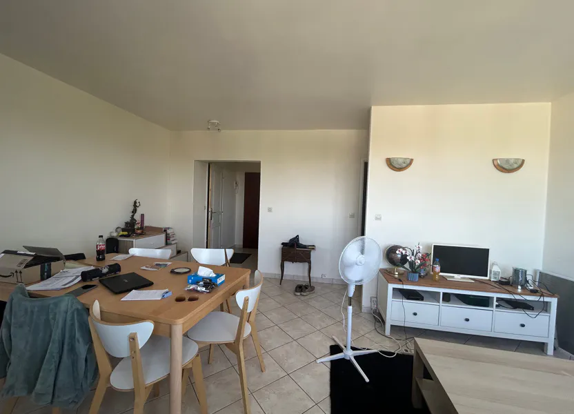 Flat Rue Jules Massenet in Tours