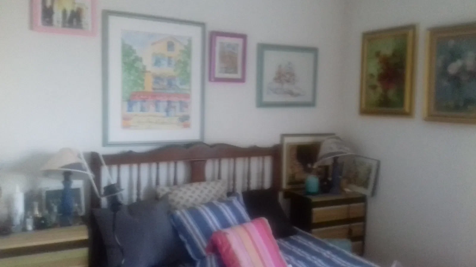 Chambre Rue Charles de Gaulle à Vourles