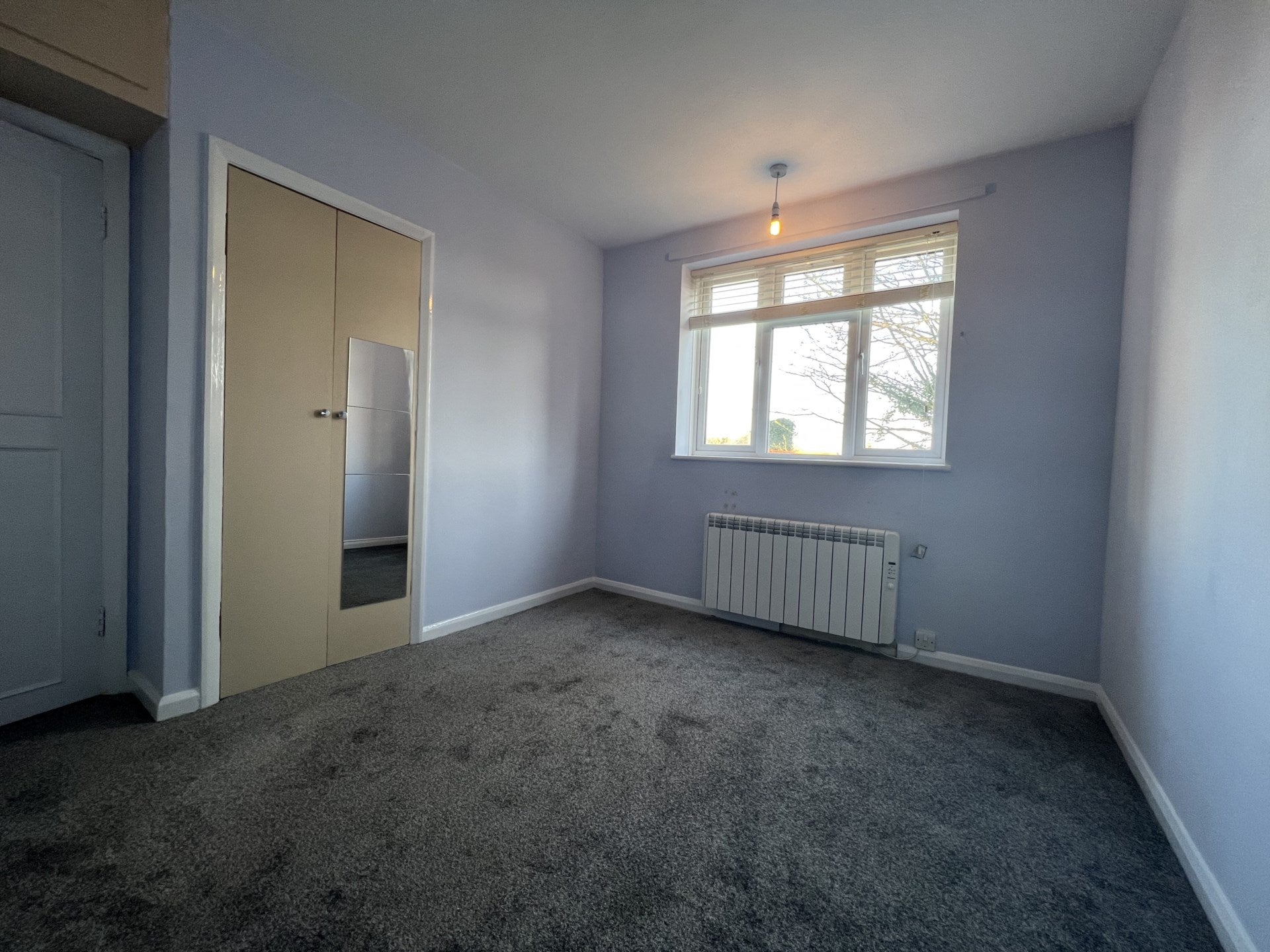 Flat Ruthin Close in Luton