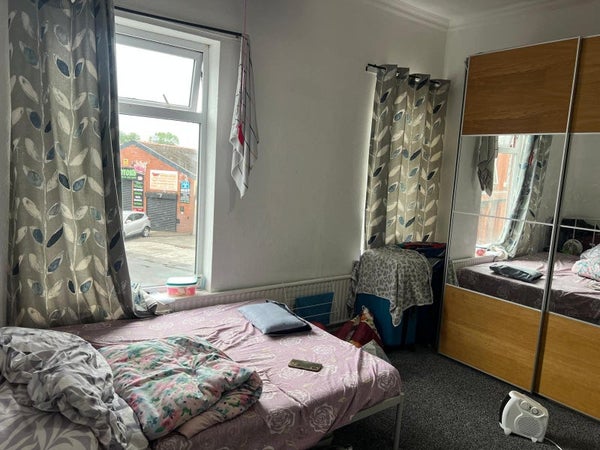 Flat Grafton Street in Failsworth