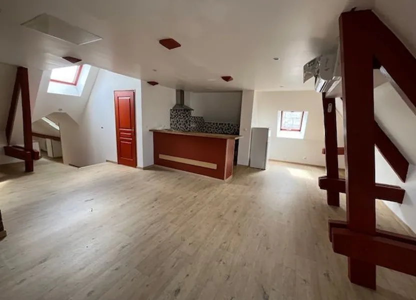 Appartement Rue Henry IV à Bruyères-et-Montbérault