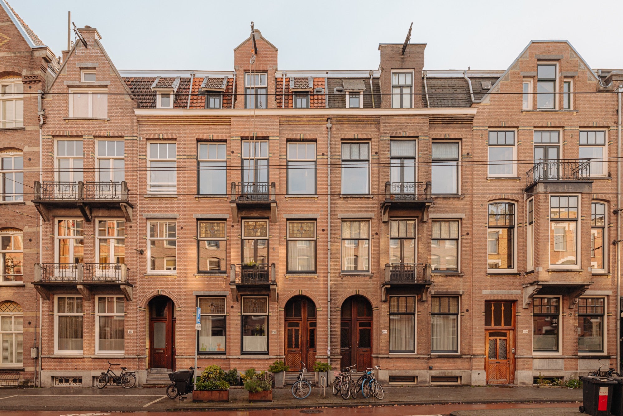 Huis Koninginneweg 235 2 in Amsterdam