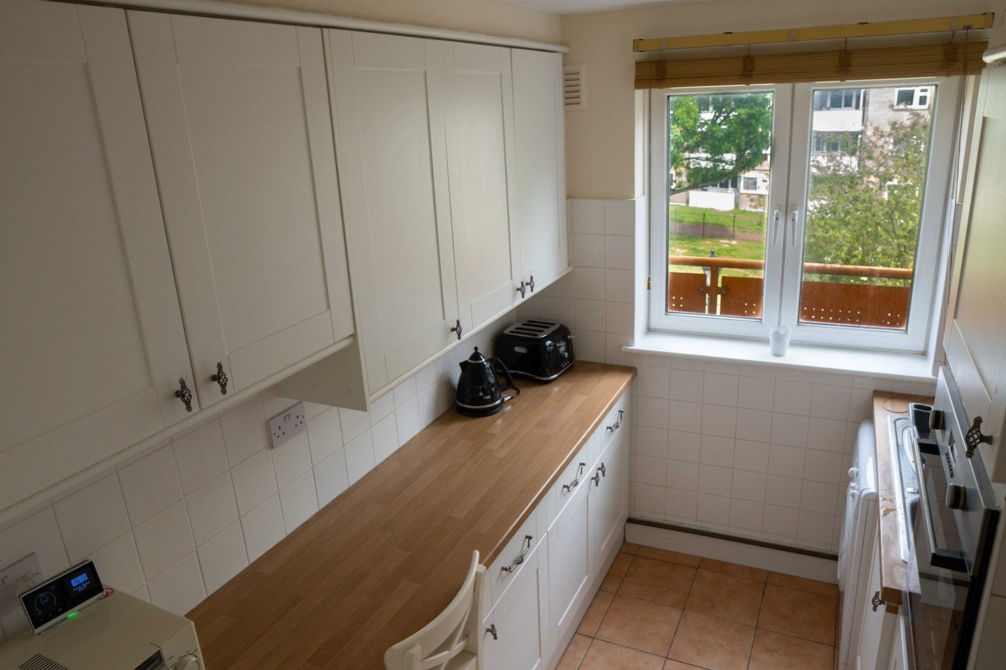 Room Southwark Park Road in Greater London