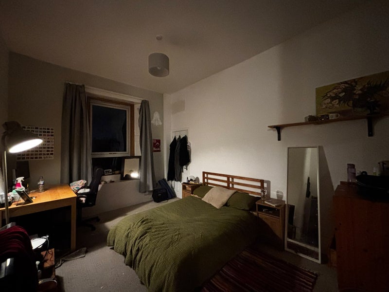 Room Duke Street in Glasgow