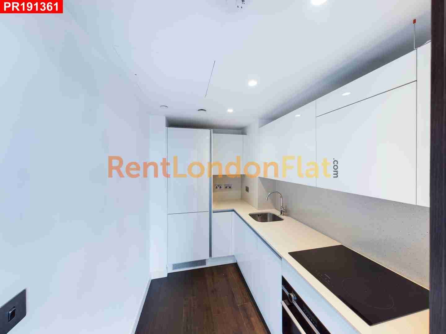 Flat Royal Mint Street in Greater London