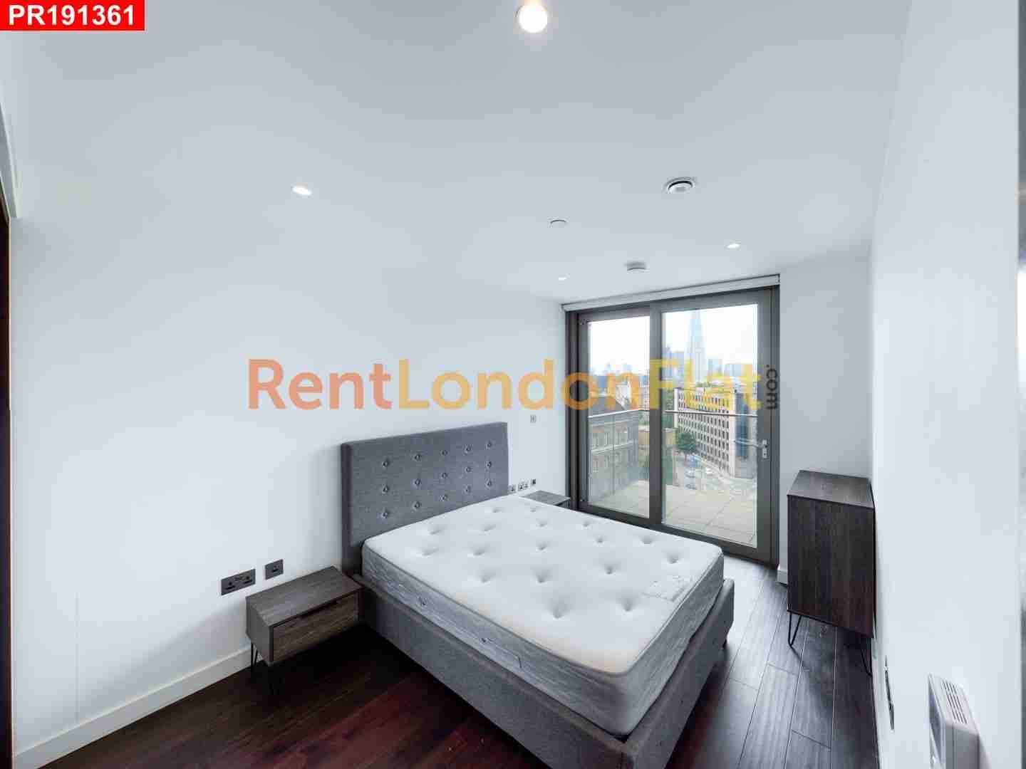 Flat Royal Mint Street in Greater London