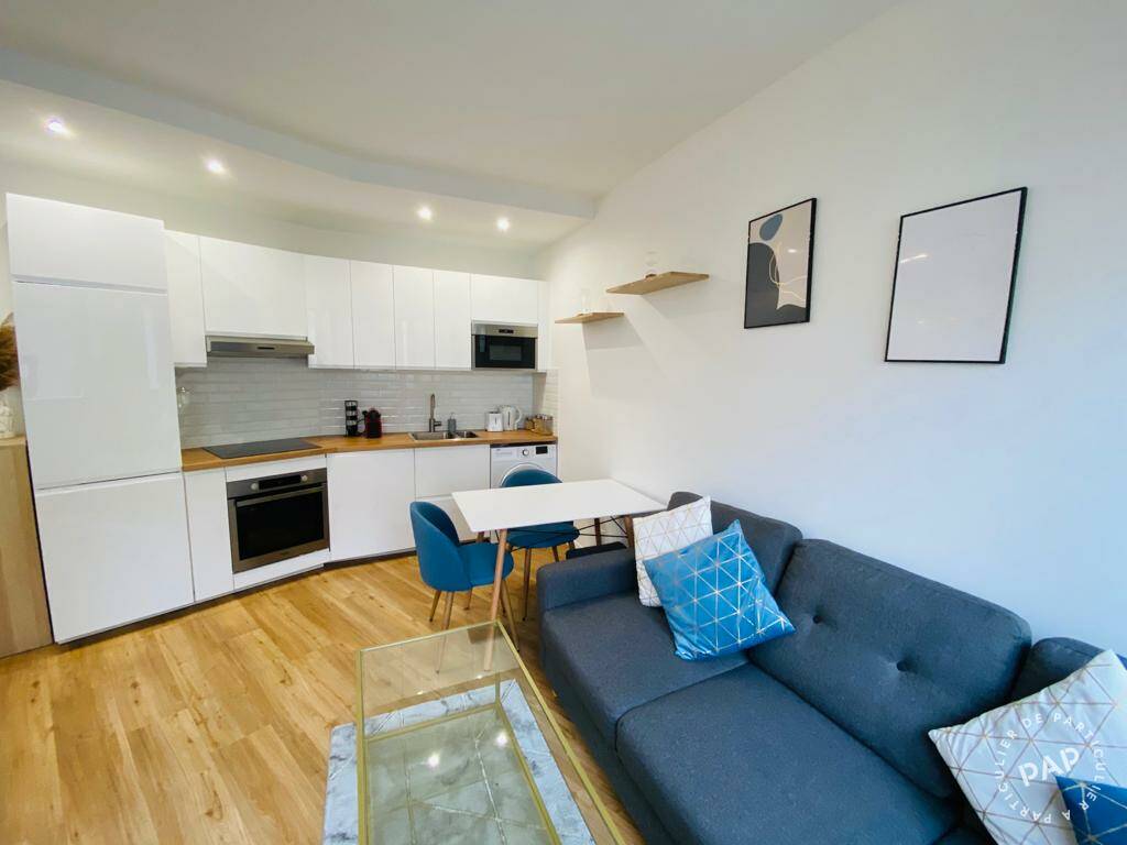 Appartement Rue de la Croix Nivert à Paris