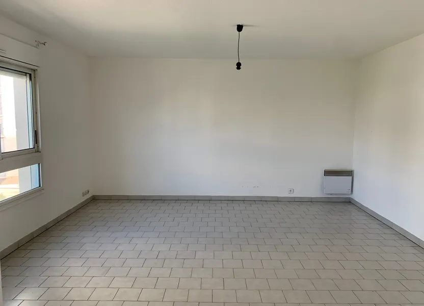 Appartement Rue Arnavielle à Nîmes