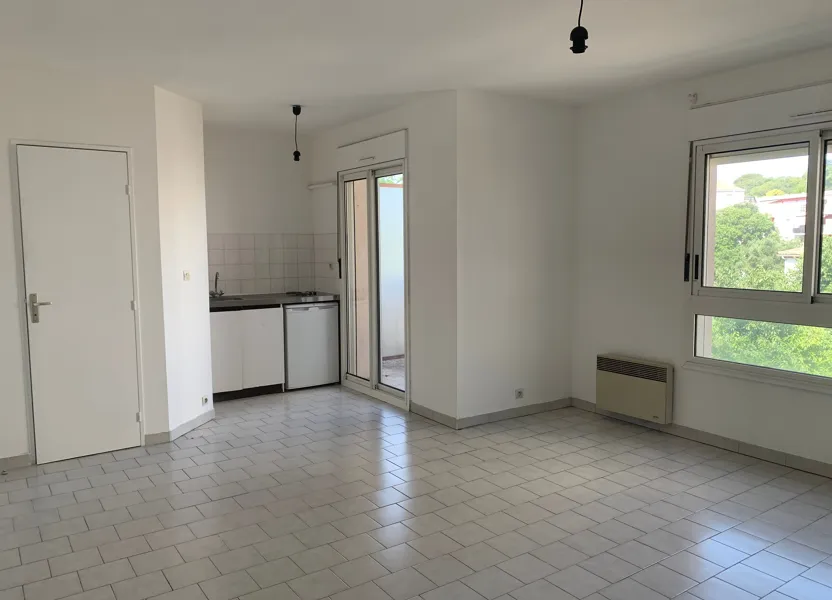Appartement Rue Arnavielle à Nîmes