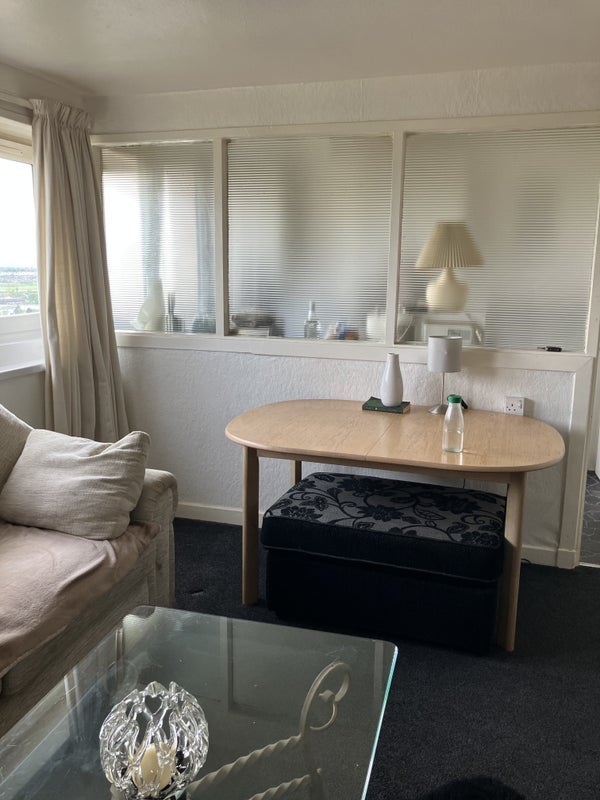 Room Kirkoswald Drive in Clydebank
