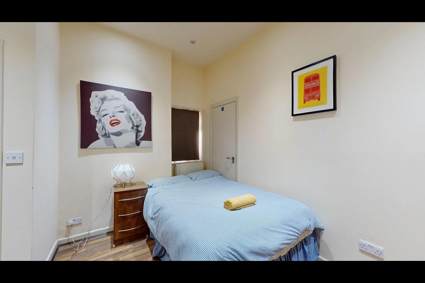 Flat Brondesbury Park in Greater London